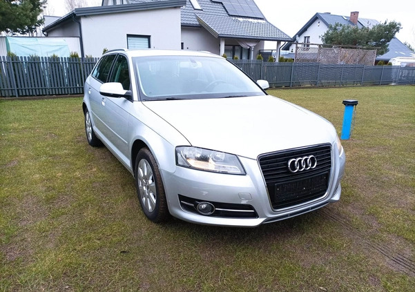 Audi A3 cena 27500 przebieg: 240120, rok produkcji 2010 z Murowana Goślina małe 92